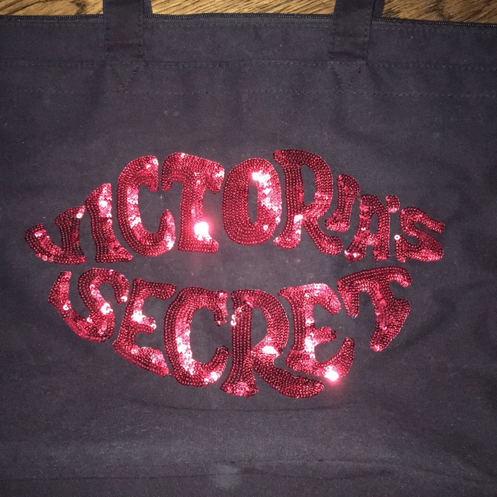 VS lips Tote Bag 🚩3/$15